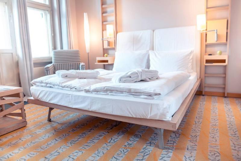 Hotel Bleibtreu Berlin By Golden Tulip Room photo