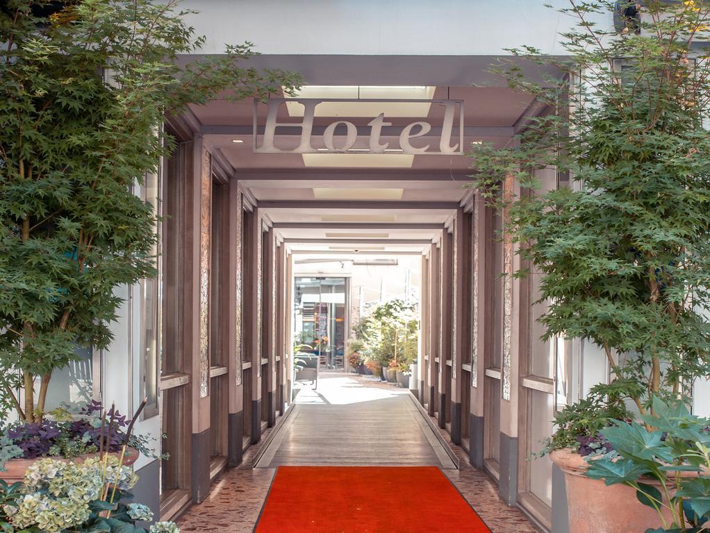 Hotel Bleibtreu Berlin By Golden Tulip Exterior photo